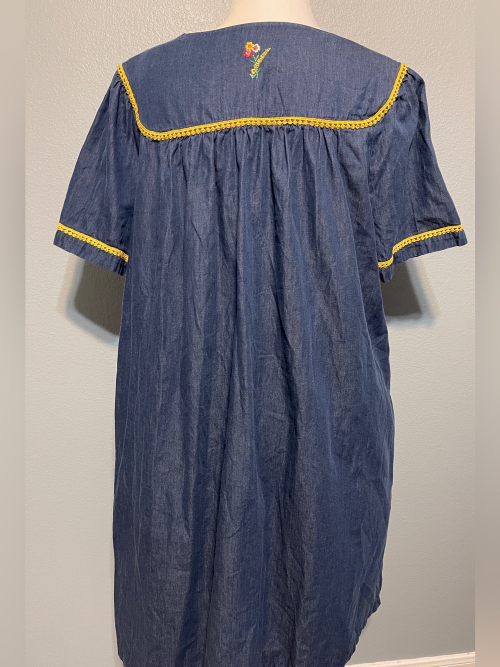 Go Softly Blue Chambray Embroidered Patio Dress Peacock Floral Prairie Boho XL - Picture 4 of 8